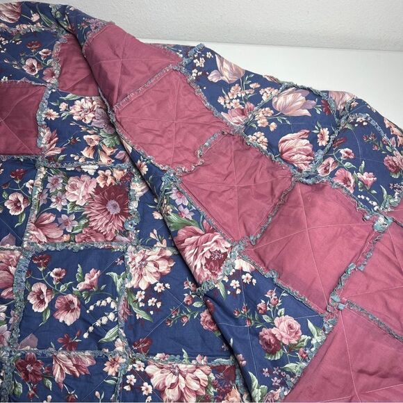 VTG Rare Amish Hand Made Green Pink Blanket Quilt Bedspread - Size 72” X 68” - Picture 5 of 7